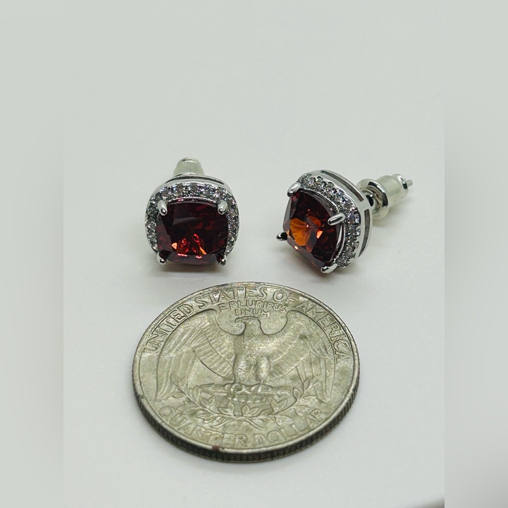 Garnet Silver Stud Earrings - Picture 5 of 5
